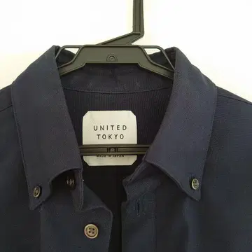 UNITED TOKYO 네이비 버튼 다운 셔츠