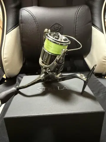 새상품급 시마노 22 스텔라 2500S
