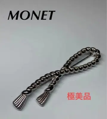 MONET 모네 실버 리본 브로치 태슬 액세서리
