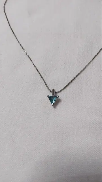 블루 토파즈 목걸이