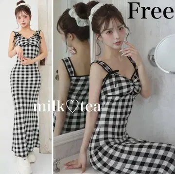 택 포함 새상품 다리치 깅엄 자카드 니트 롱 원피스 블랙 F