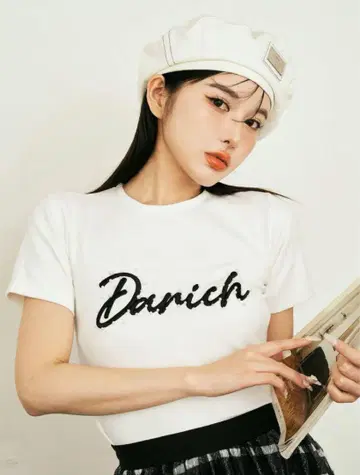 darich 자수 펄 티셔츠