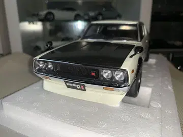 오토 아트 1/18 스카이라인 GTR 카본 보닛(실버)