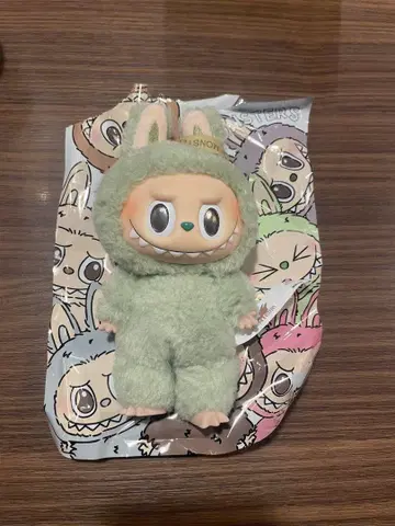 러브브  몬스터스 흥미진진한 마카롱