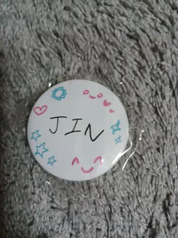 BTS JIN RUNSEOK 캡슐 토이 캔뱃지
