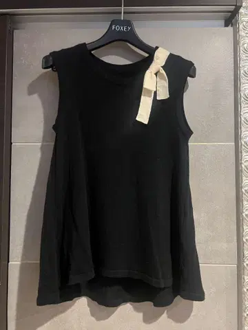 폭시 탑 슬리브리스 38 블랙
