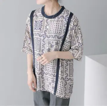 이아파피요네 [SUM1 STYLE (스미 스타일)] 패턴 파이핑 티셔츠