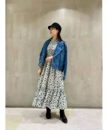 moussy FOIL PRINT SHIRRING 드레스