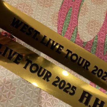 WEST. LIVE TOUR 2025 A.H.O 은 테이프