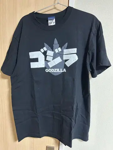 고질라 티셔츠 가성비 L