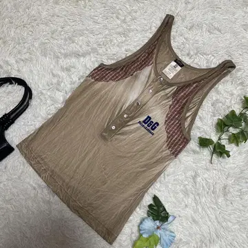 새상품급 돌체앤가바나 탱크탑 로고 코튼 이탈리아제 L