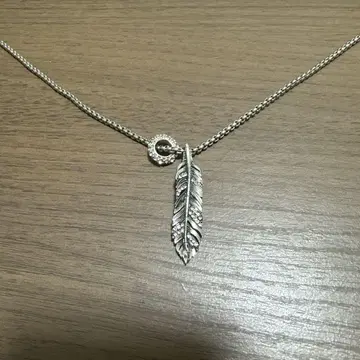 페더 목걸이