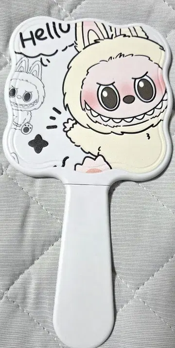 러브브 거울