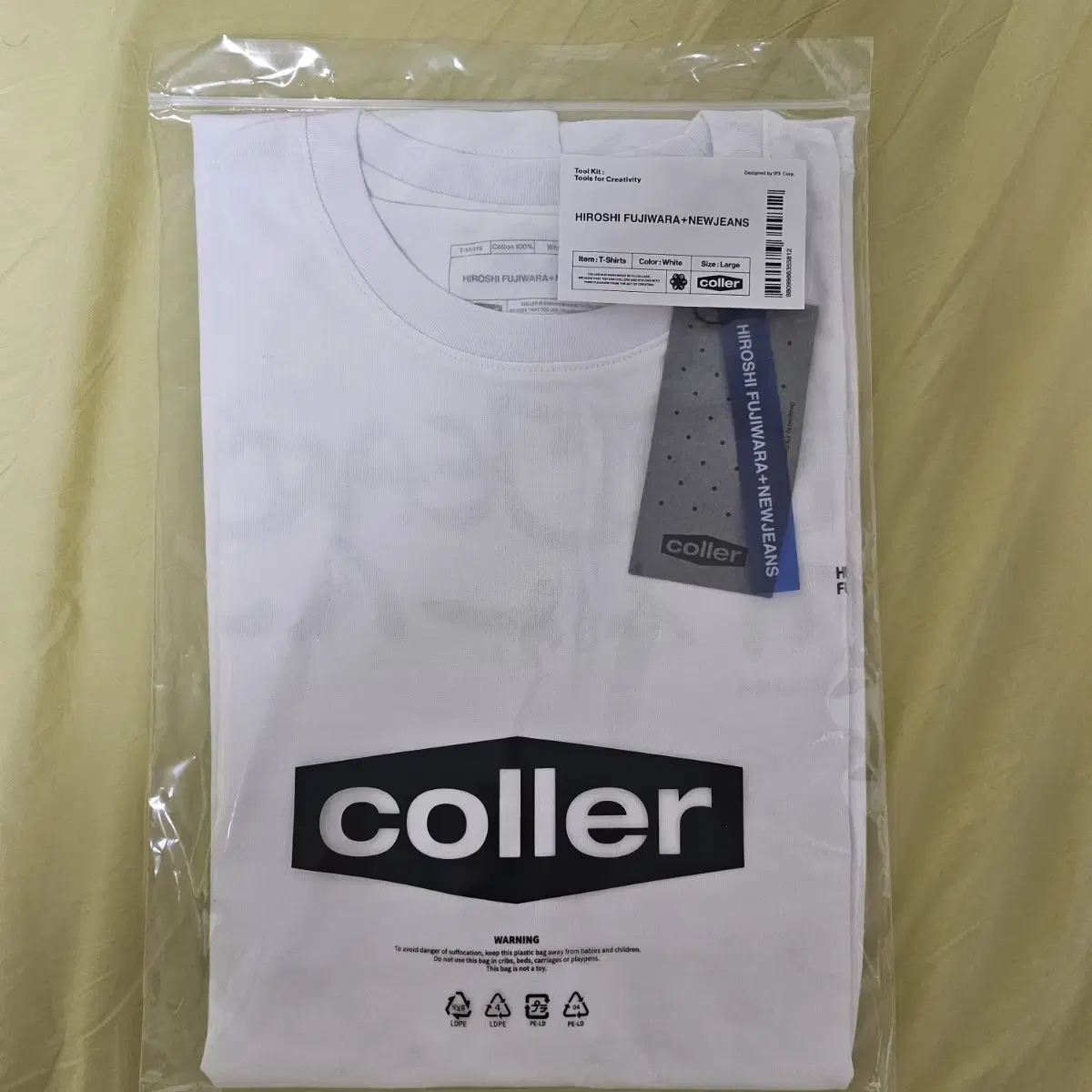 new jeans × hiroshi fujiwara VER.2 T XL NewJeans x Hiroshi Fujiwara COLLER T-SHIRTS VER.2 (WHITE