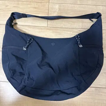 룰루레몬 라지 슬라우치 슬링 백 13L