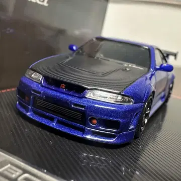 점화 모델 1/64 Nismo R33 GT-R