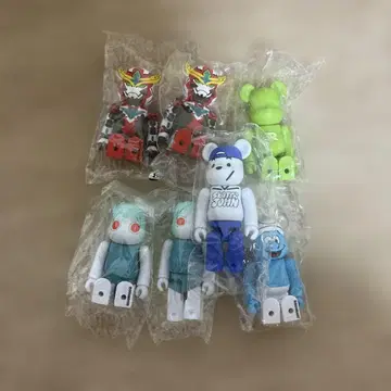 베어브릭 피규어 7종 세트