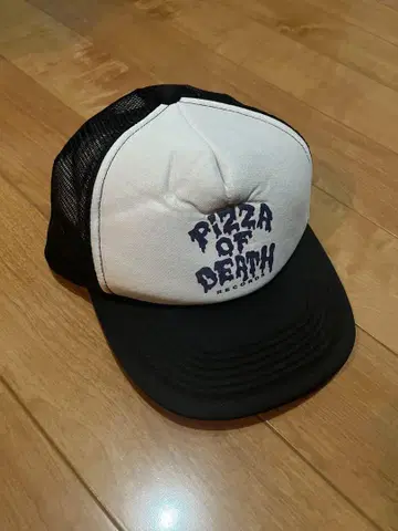 PIZZA OF DEATH 트래커 캡