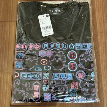 치이카와 (먼작귀) 도쿄 티셔츠 네온 블랙 M 사이즈