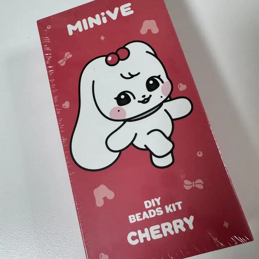 IVE | 아이브 Ive Minive Cherry Pop Up Beaded Keyring Sealed