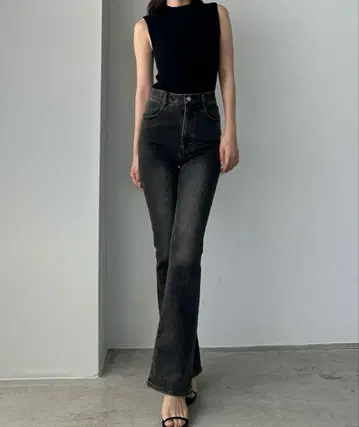 Louere 스트레치 플레어 데님 팬츠 블랙 MT 사이즈