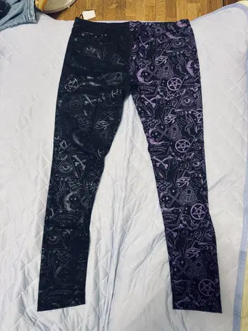 KILLSTAR XL 블랙/보라색 two faced denim