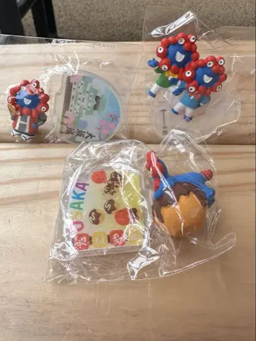 간사이 엑스포 회장에서만 판매! 쫄깃쫄깃 피규어 컬렉션 3종 세트!