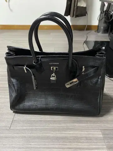 악어 엠보싱 핸드백 CITTERIO