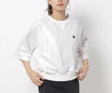 헤레이엄 하프 슬리브 맨투맨