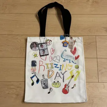 RIIZE RIIZING DAY 홀 투어 홀츠 토트백 앤톤