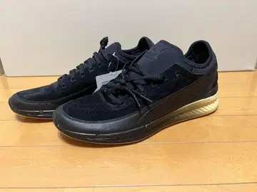 Puma 블랙 스웨이드 스니커즈