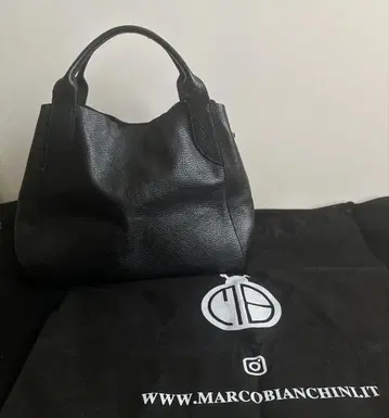 Marco Bianchini 블랙 가죽 핸드백, 파우치 포함