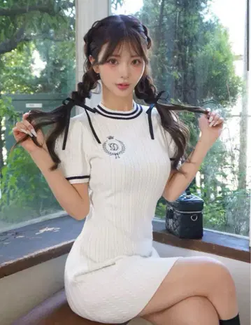Darich 엠블럼 케이블 니트 미니 원피스 FL