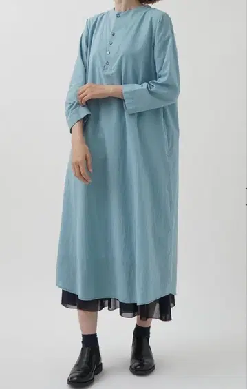 60/-0 보틀 옷깃 원피스