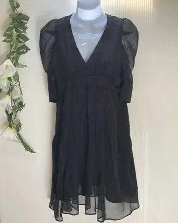 새상품급 트란테안 손 드 모드 S 블랙 퍼프 슬리브 쉬폰 원피스