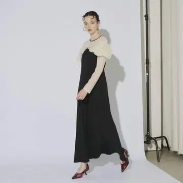 안드레스드 프릴 플레어 드레스