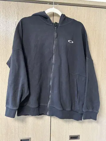 OAKLEY 오클리 집업 후드티 블랙 M