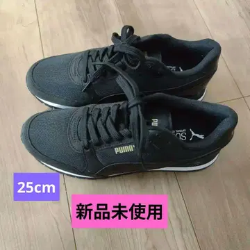 푸마 블랙 스니커즈 25b