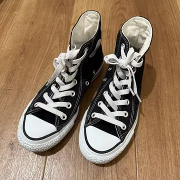 083 컨버스 22.5cm