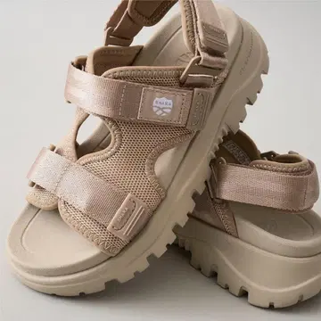 SHAKA 스포츠 샌들 베이지 TAUPE