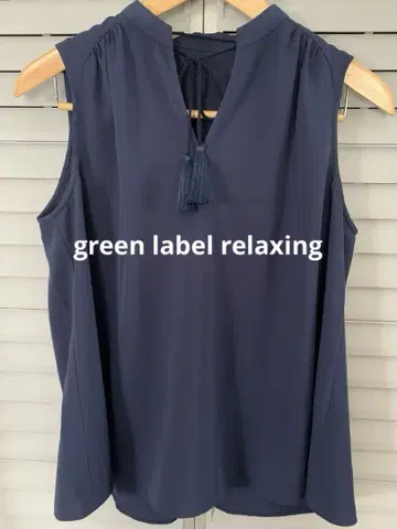 green label relaxing 슬리브리스 스키퍼 블라우스