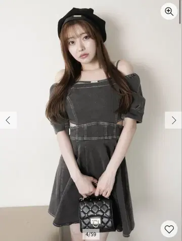 LIP SERVICE 사이드 컷 데님 플레어 원피스