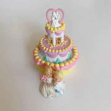 Mimi & Goo Goo's 웨딩 케이크