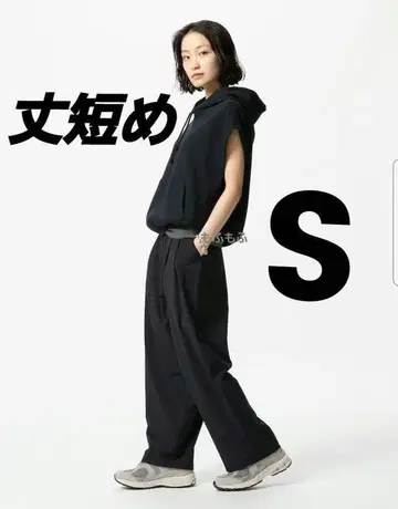 유니클로 울트라 스트레치 액티브 와이드 팬츠 블랙 짧은 기장 S