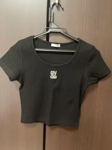 Square gyda STONE 골지 탑스 제이다