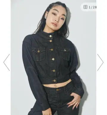 러그 아젬 자켓