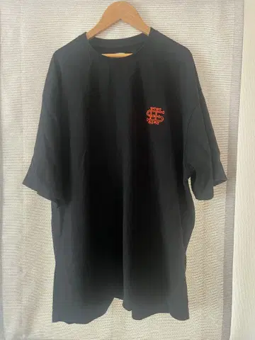 seesee 오버사이즈 티셔츠 L 사이즈