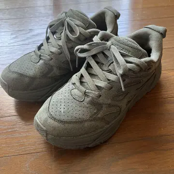 호카오네오네 CLIFTON L SUEDE