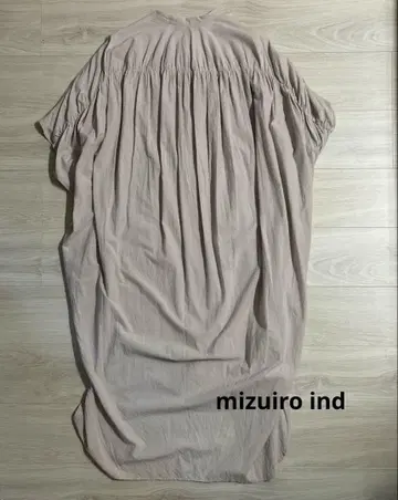 미즈이로 인드 mizuiro inde 베이지 백 개더 반팔 원피스