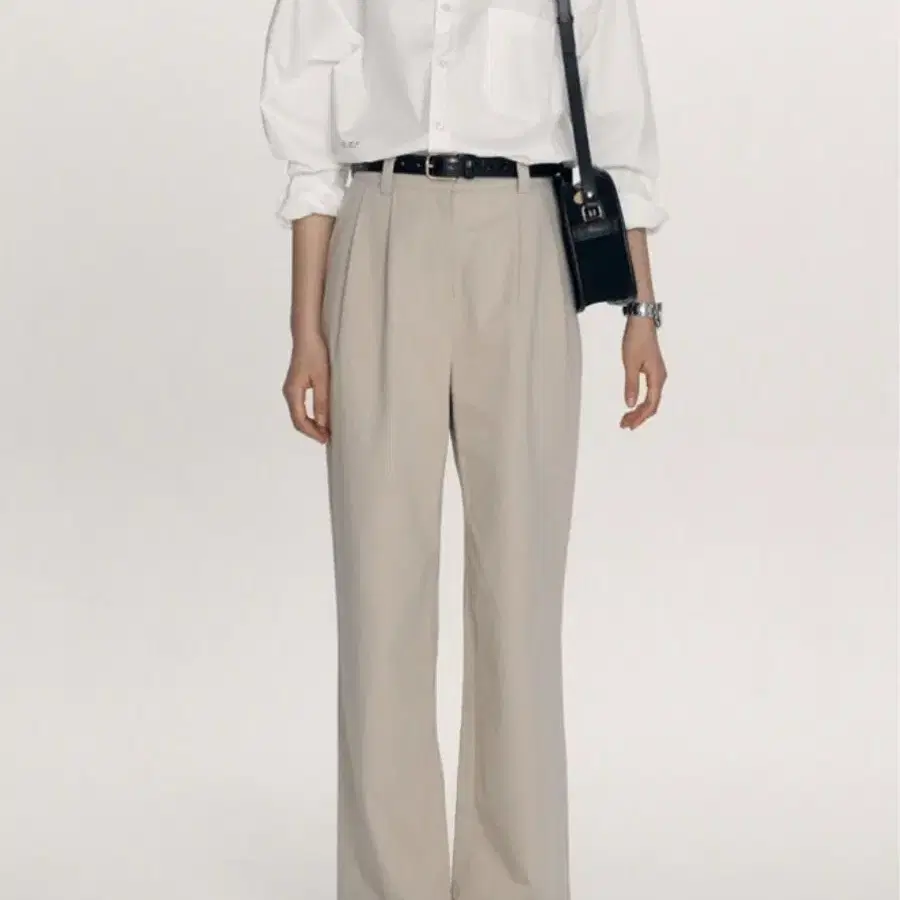 haag Hague Classic Pants Beige S #haag on Bunjang Global Site.